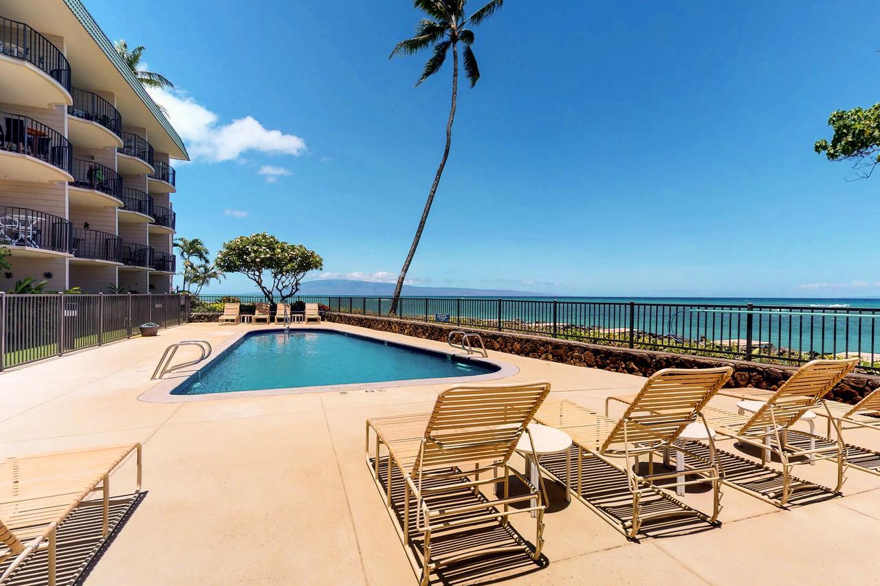 Kahana Reef Oceanfront Condos Exterior foto